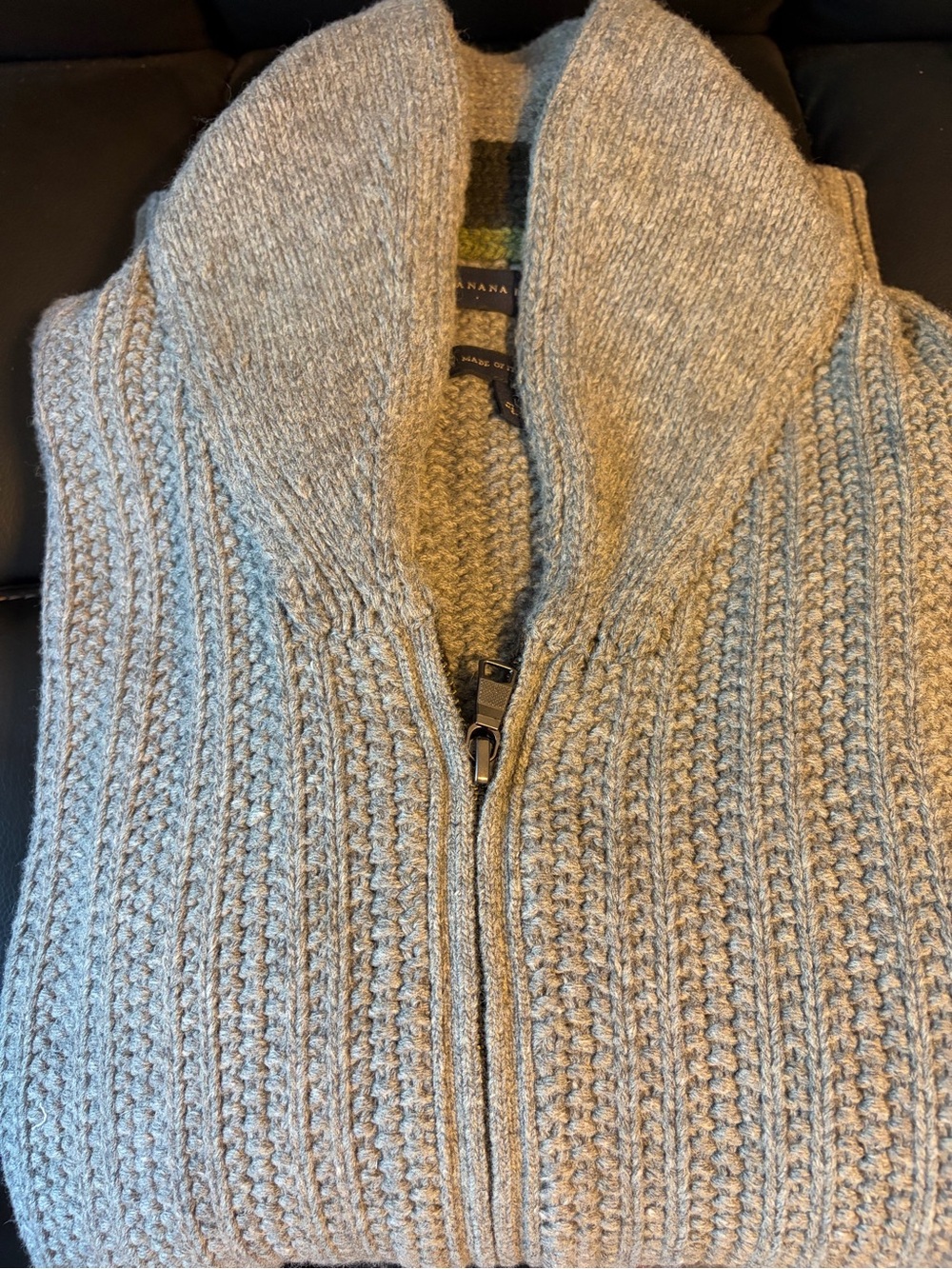 Banana Republic Men's Shawl Collar Zip Sweater in Light Gray Heather